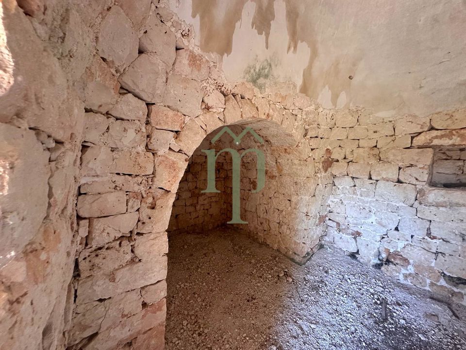Ruin i Carovigno, Brindisi - bilde 2